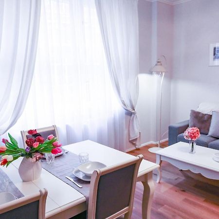 פראג White & Gray Apartments מראה חיצוני תמונה