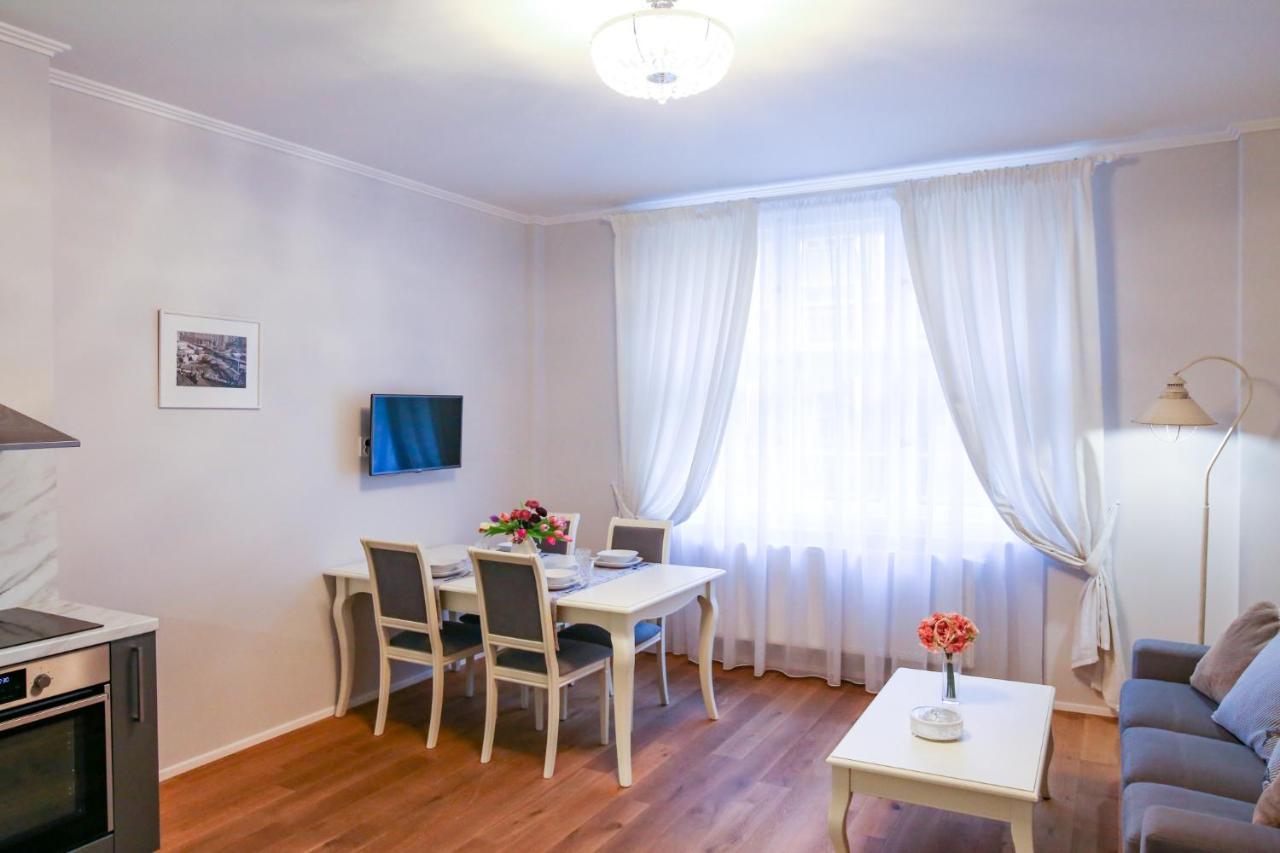 פראג White & Gray Apartments מראה חיצוני תמונה